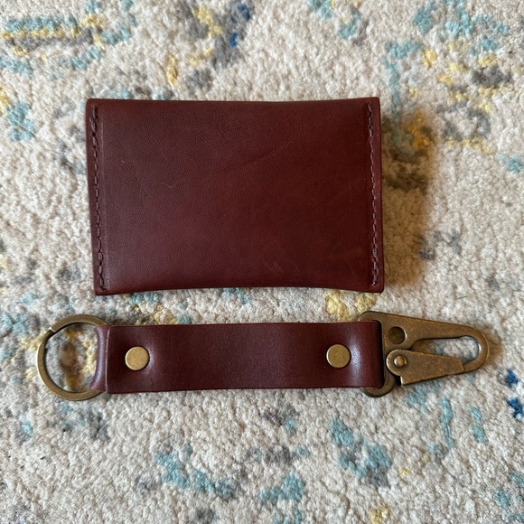 NEW 💙 PLG Cognac Mini Envelope Wallet & Large Keychain Bundle 💙 - Picture 2 of 12